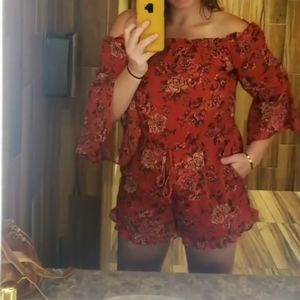 Beautiful flowy red floral romper, American eagle large